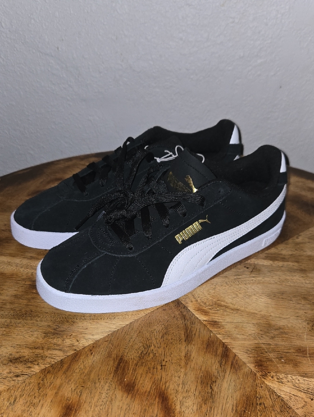 NWOT Men's Puma Club II Era Suede Low Top Sneakers In Size 8